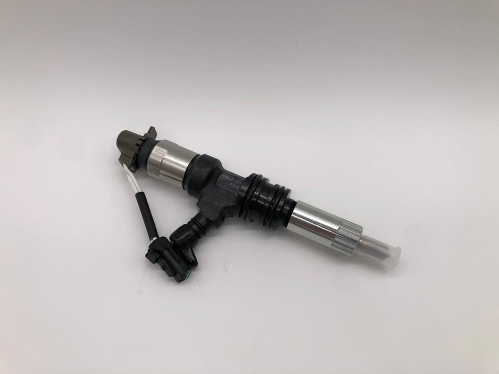 Mitsubishi Fuso 6M60 OEM Fuel Injector 095000-8920 | Genuine Parts